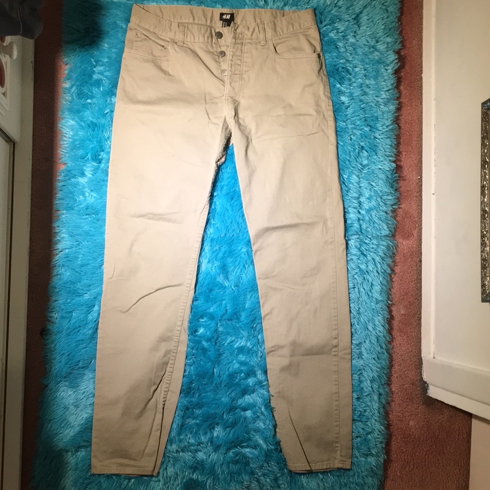 beige jeans